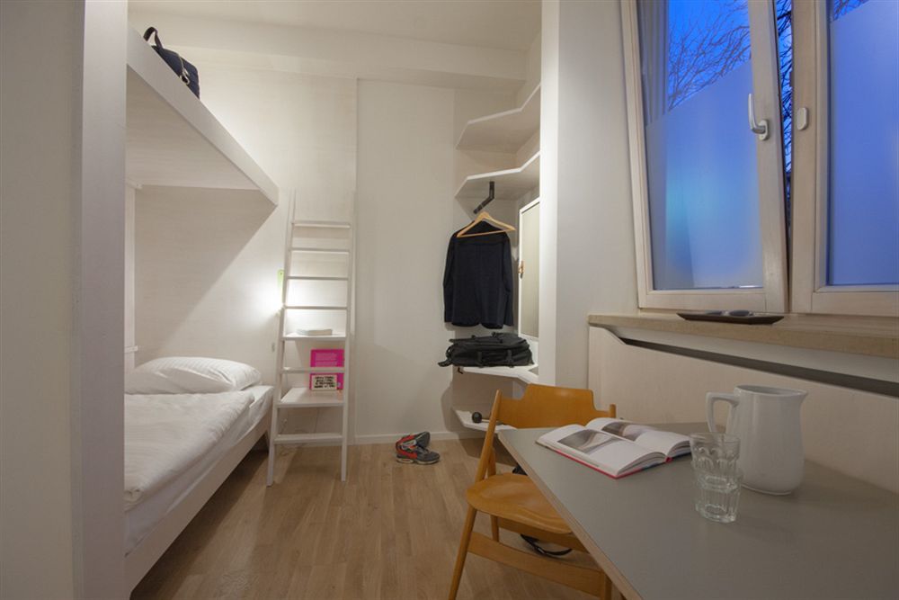 Room For Rent Unterhaching Buitenkant foto